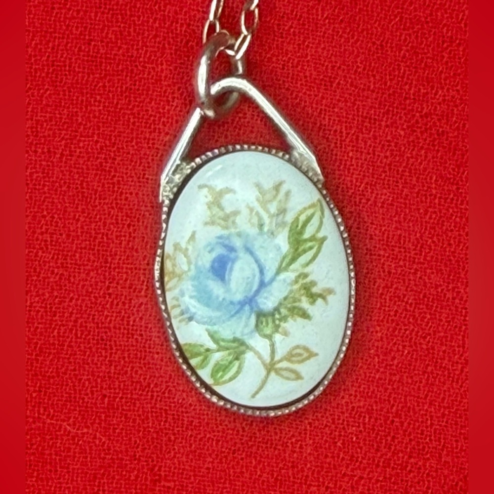 Vintage Victorian Revival Feminine porcelain Cameo Floral Sterling 925 Necklace